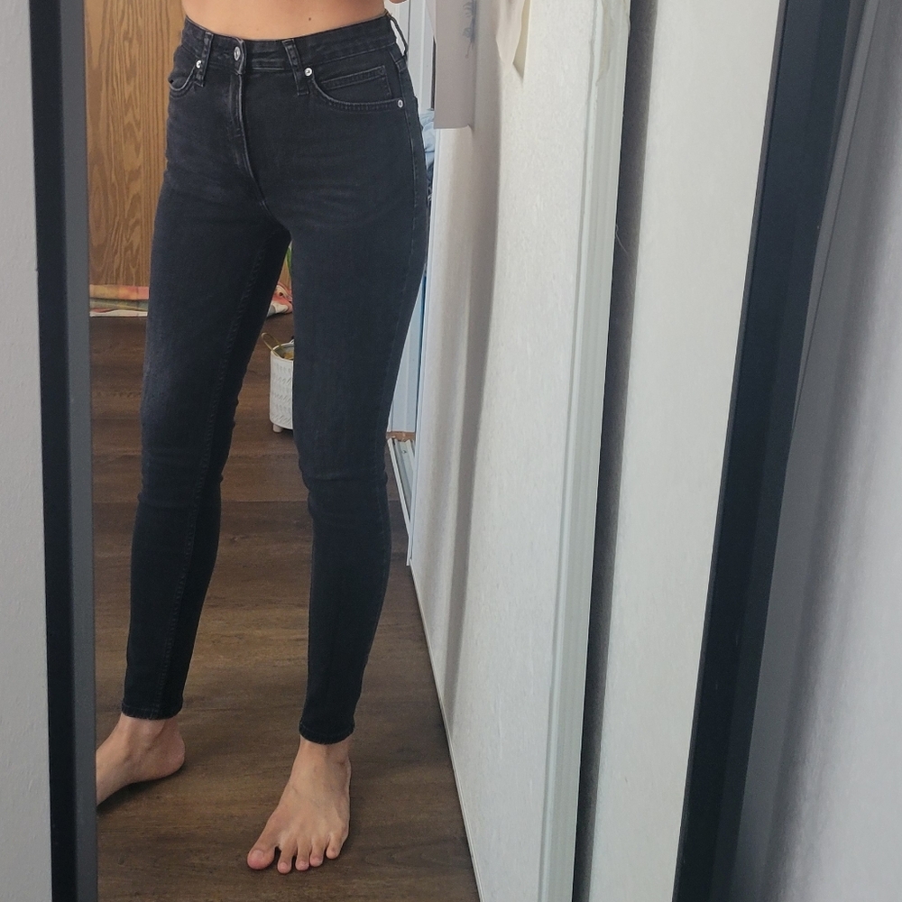 Calvin Klein Jeans High Rise Skinny - Picture 3 of 15